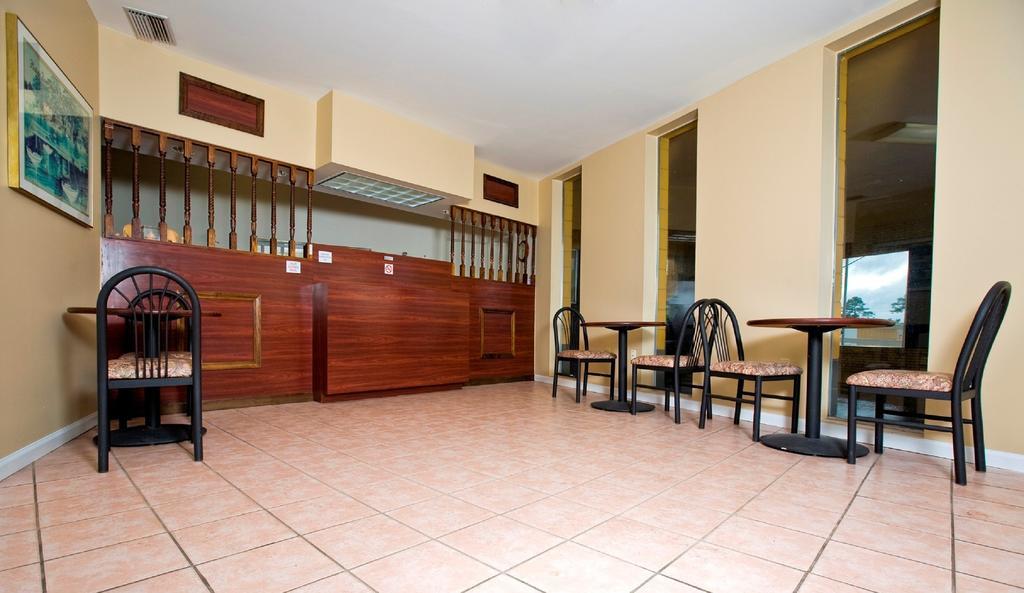 Budget Inn - Palatka Restaurang bild