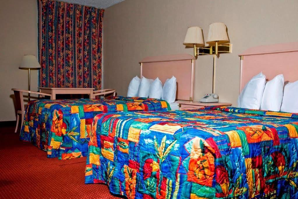 Budget Inn - Palatka Exteriör bild